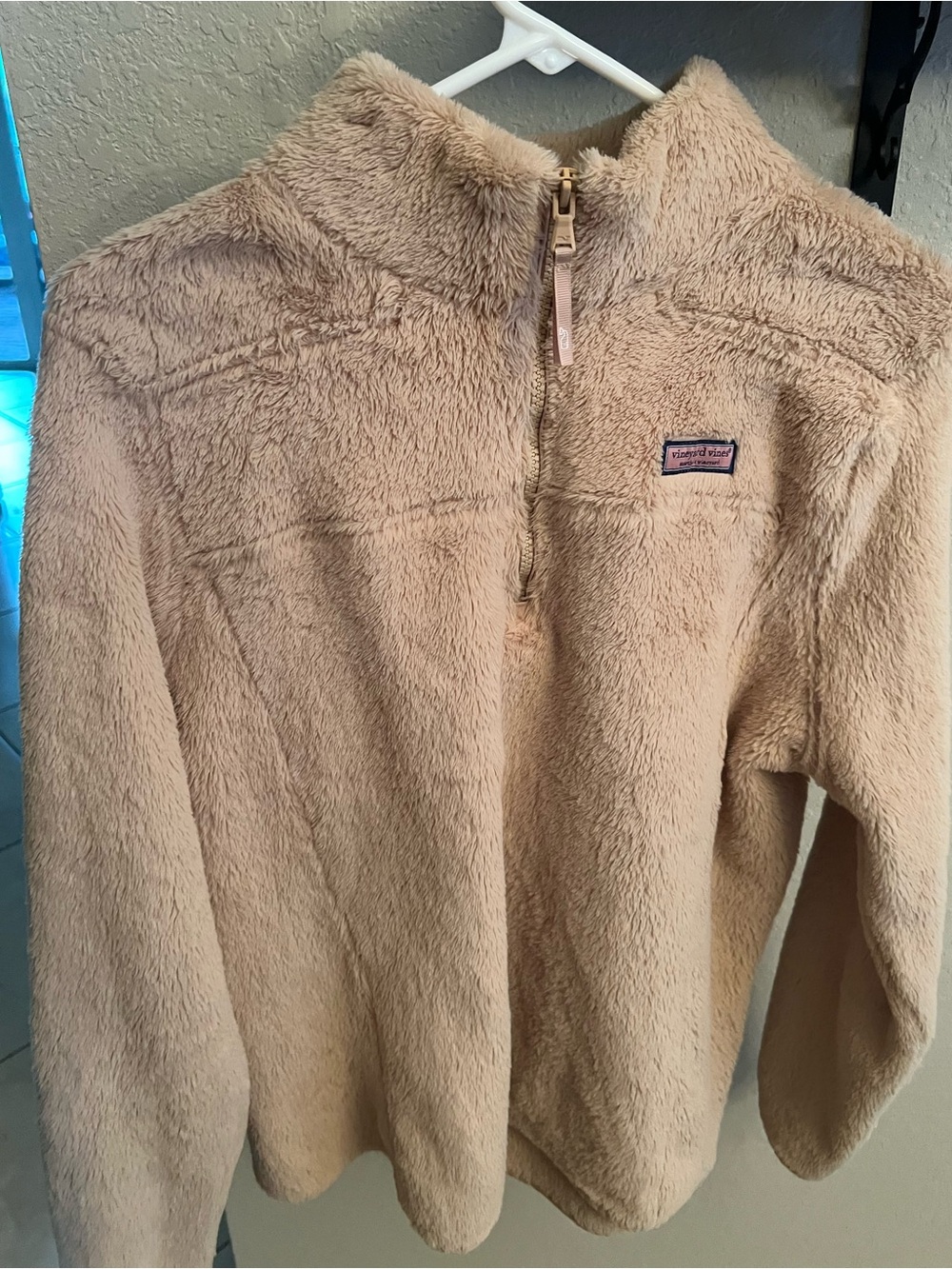Vineyard Vines Shep Shirt, a quarter-zip “Teddy fleece” pullover size XL